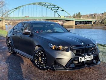 2025 (74) - M5 4dr DCT