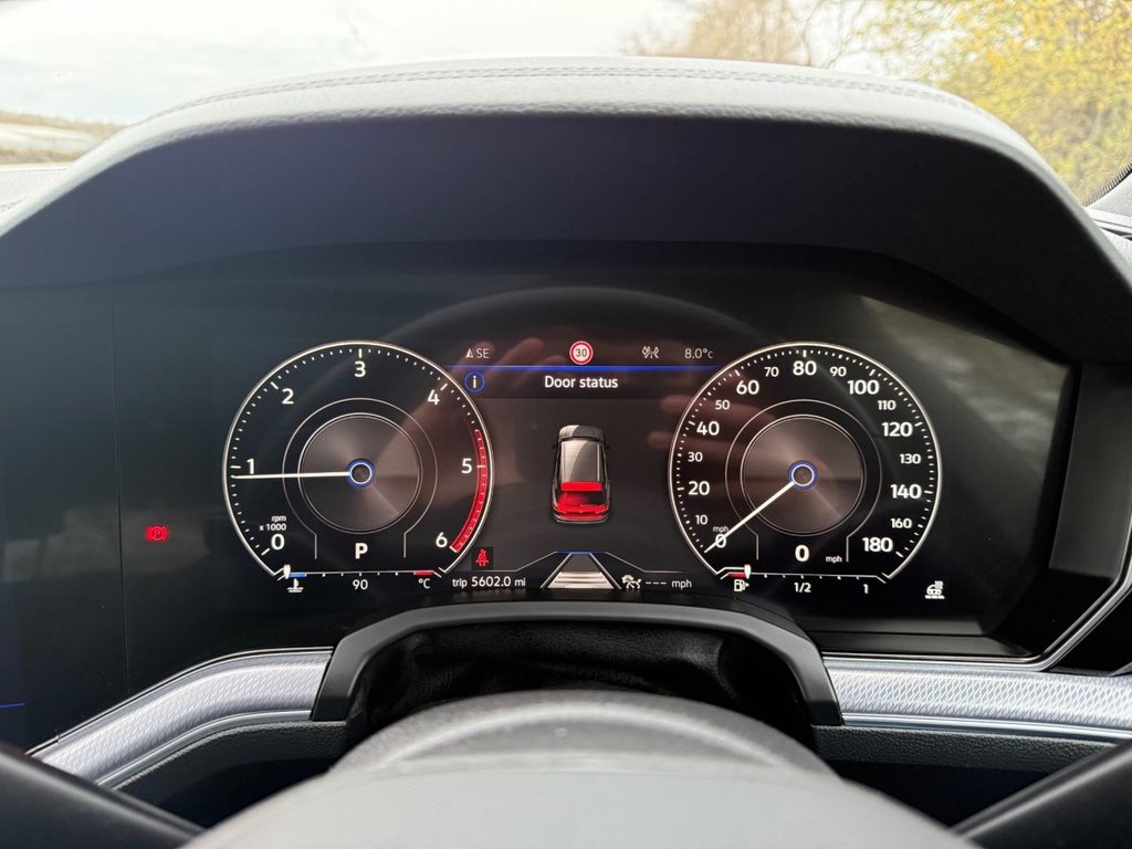 Used Volkswagen Touareg 2020 for sale - 76582472: Photo 15