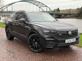 2020 (70) - 3.0 V6 TDI 4Motion Black Edition 5dr Tip Auto