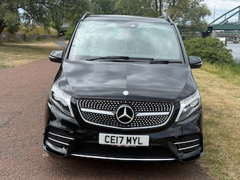 Used Mercedes-Benz V-Class 2017 for sale - 79288472: Photo