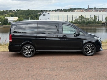 Used Mercedes-Benz V-Class 2017 for sale - 79288472: Photo