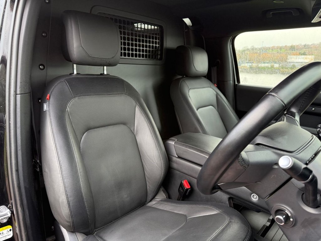 Used Land Rover Defender 2024 for sale - 77703899: Photo 11