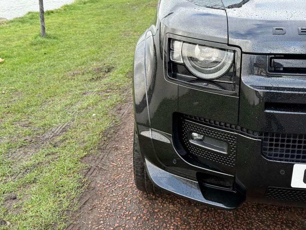 Used Land Rover Defender 2024 for sale - 77703899: Photo 32