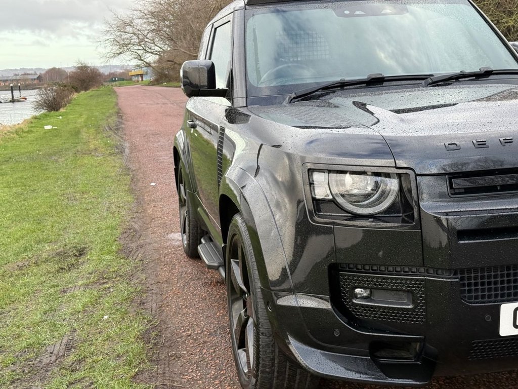 Used Land Rover Defender 2024 for sale - 77703899: Photo 33