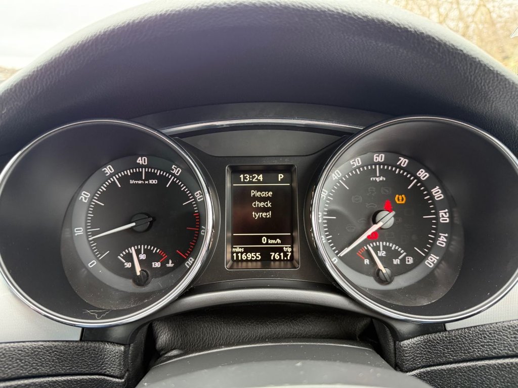 Used Skoda Superb 2011 for sale - 77780851: Photo 16