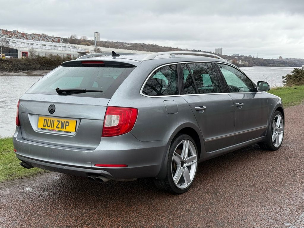 Used Skoda Superb 2011 for sale - 77780851: Photo 4