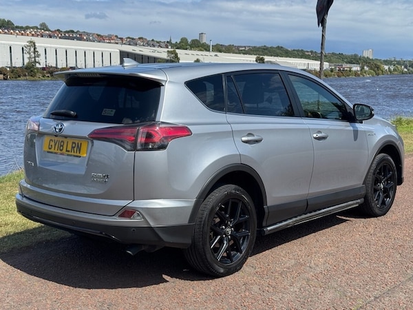 Used Toyota RAV4 2018 for sale - 75047337: Photo 5