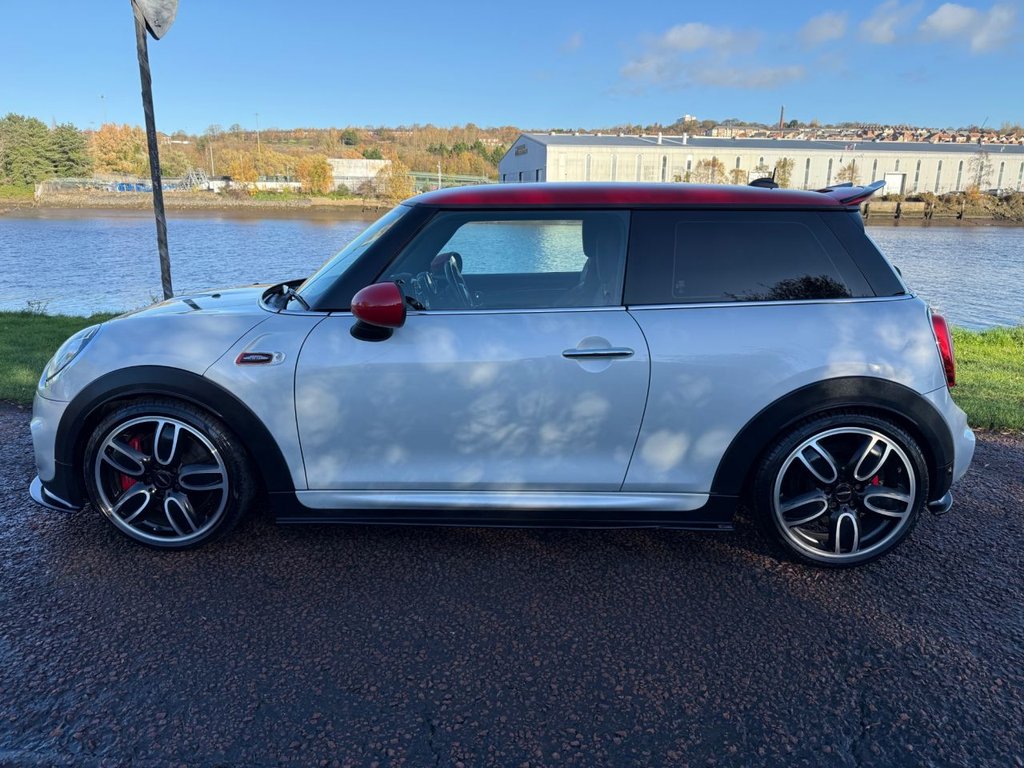 Used MINI Hatch 2018 for sale - 76535781: Photo 7