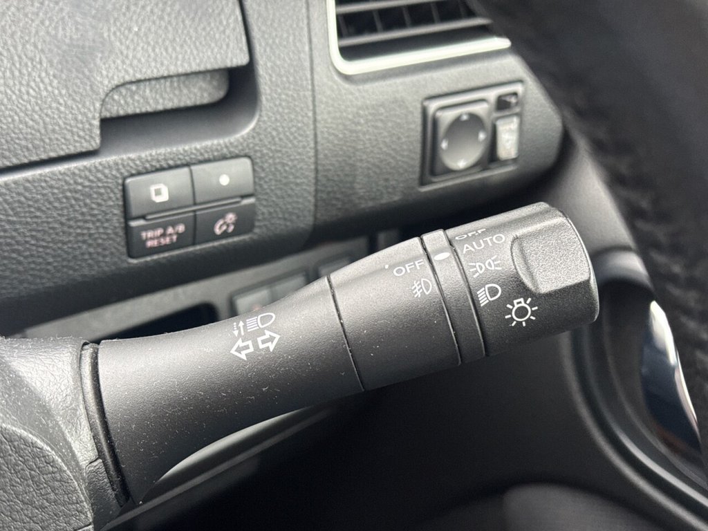 Used Nissan Serena 2022 for sale - 77369386: Photo 13