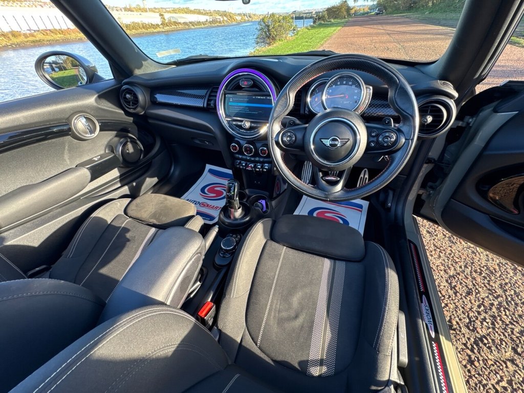 Used MINI Convertible 2018 for sale - 76386589: Photo 14