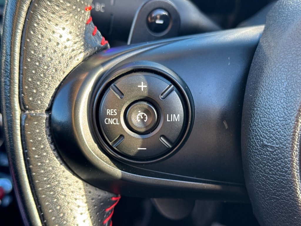 Used MINI Convertible 2018 for sale - 76386589: Photo 18