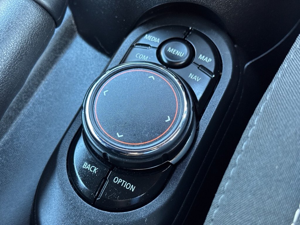 Used MINI Convertible 2018 for sale - 76386589: Photo 21