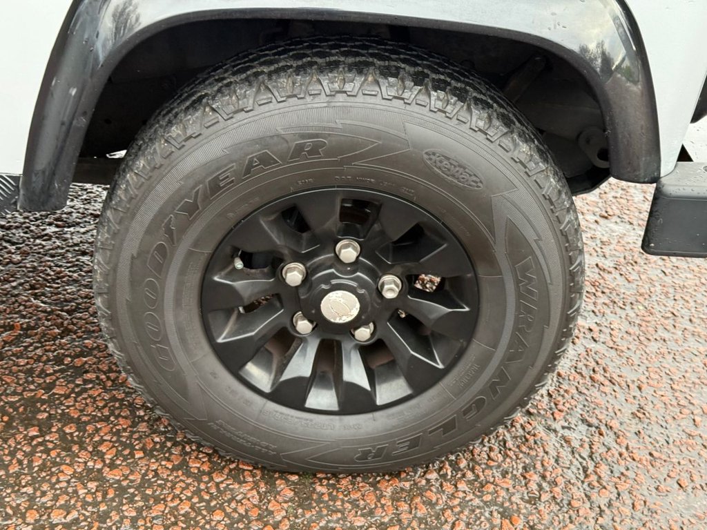 Used Land Rover Defender 2011 for sale - 77133462: Photo 10