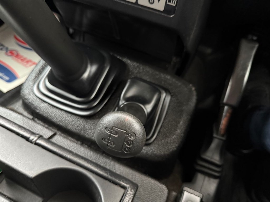 Used Land Rover Defender 2011 for sale - 77133462: Photo 22