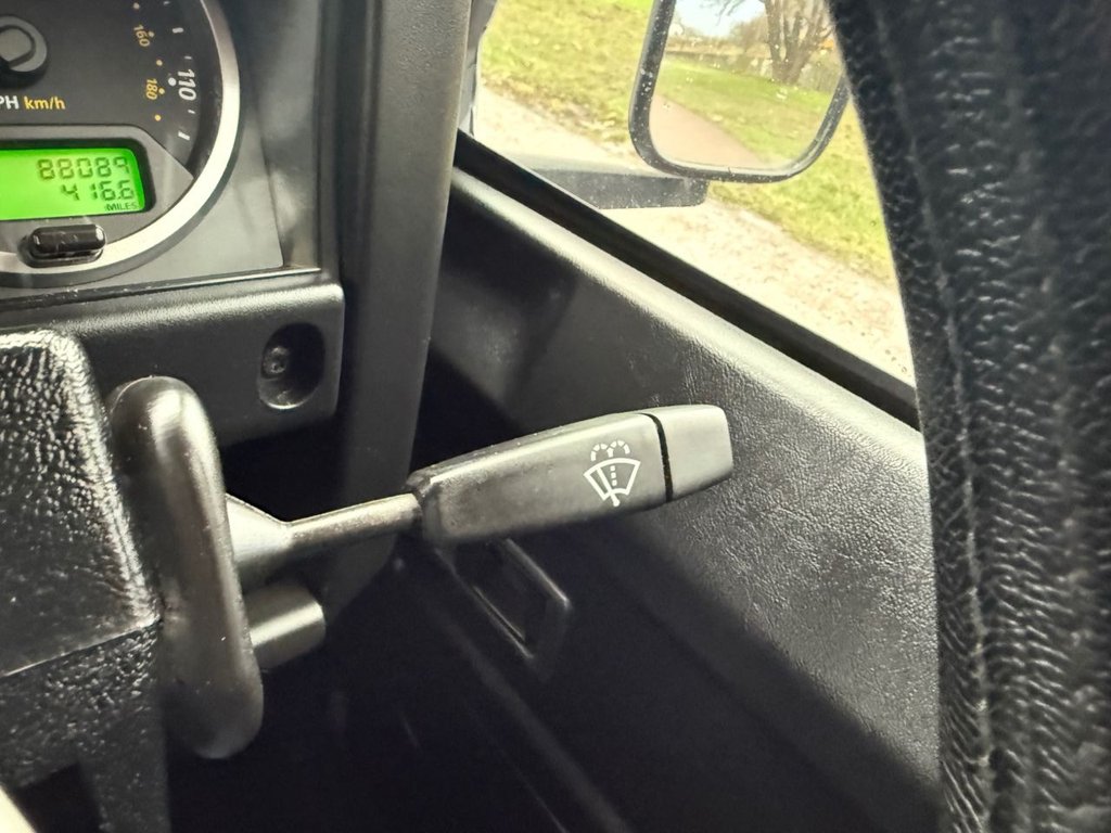 Used Land Rover Defender 2011 for sale - 77133462: Photo 23