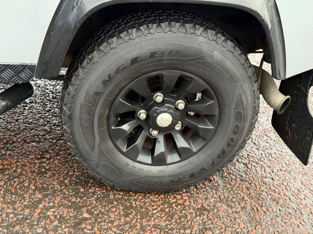 Used Land Rover Defender 2011 for sale - 77133462: Photo 33