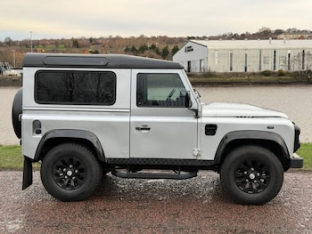 Used Land Rover Defender 2011 for sale - 77133462: Photo