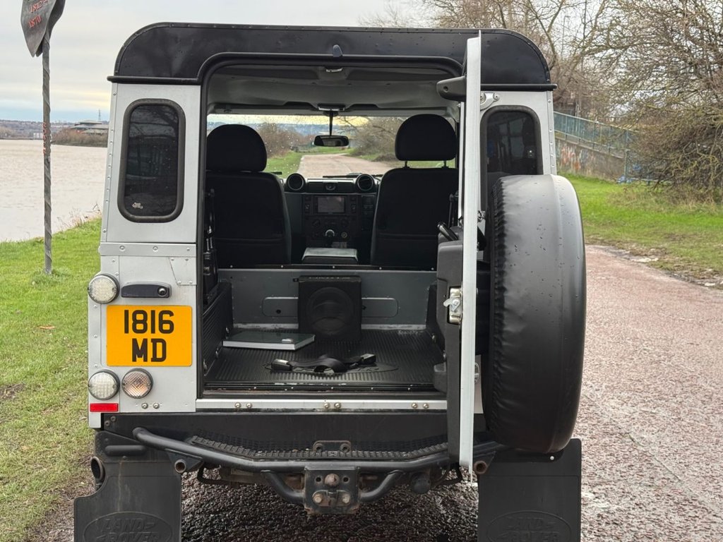 Used Land Rover Defender 2011 for sale - 77133462: Photo 6