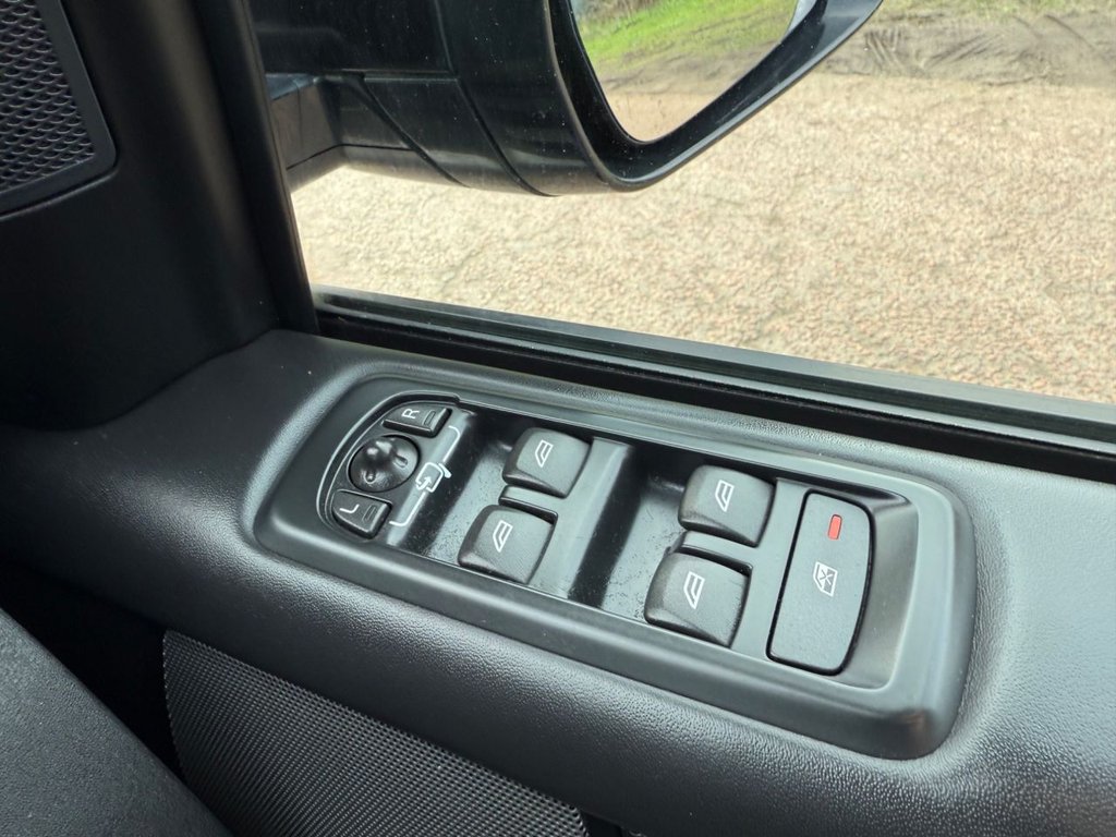 Used Land Rover Discovery 4 2016 for sale - 77719555: Photo 28