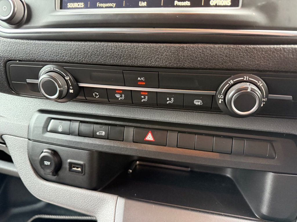 Used Vauxhall Vivaro 2021 for sale - 76909758: Photo 16