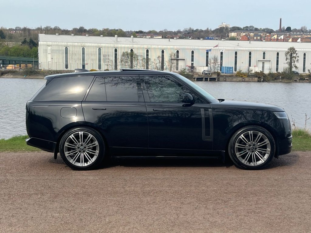 Used Land Rover Range Rover 2023 for sale - 77250116: Photo 3