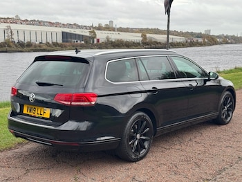 Used Volkswagen Passat 2019 for sale - 76429944: Photo