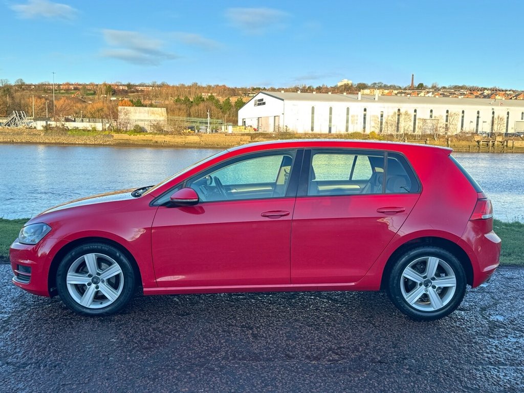 Used Volkswagen Golf 2015 for sale - 77188805: Photo 24