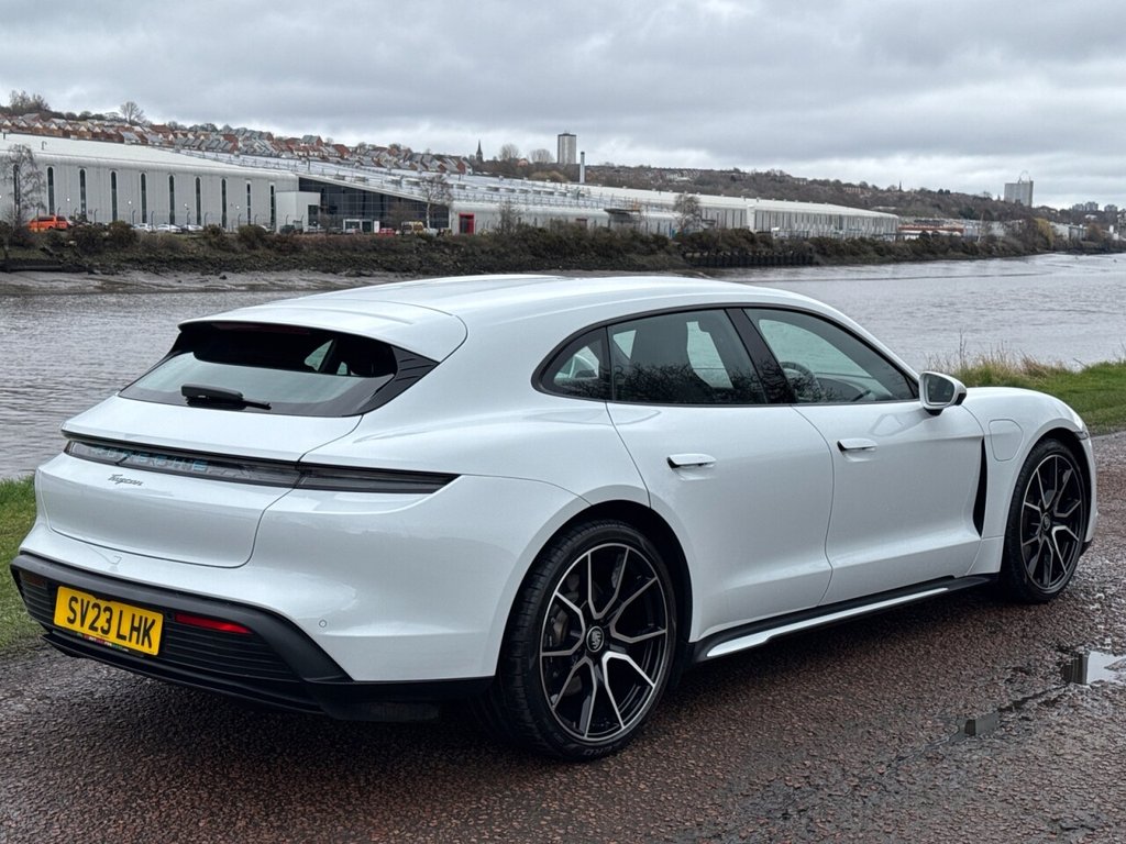 Used Porsche Taycan 2023 for sale - 78134183: Photo 5