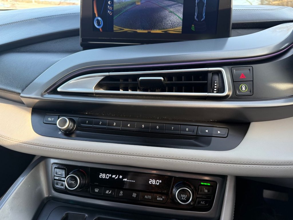 Used BMW i8 2015 for sale - 77558137: Photo 17