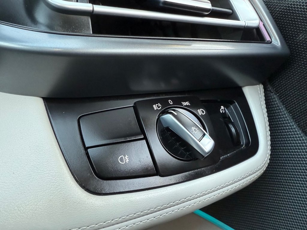 Used BMW i8 2015 for sale - 77558137: Photo 28