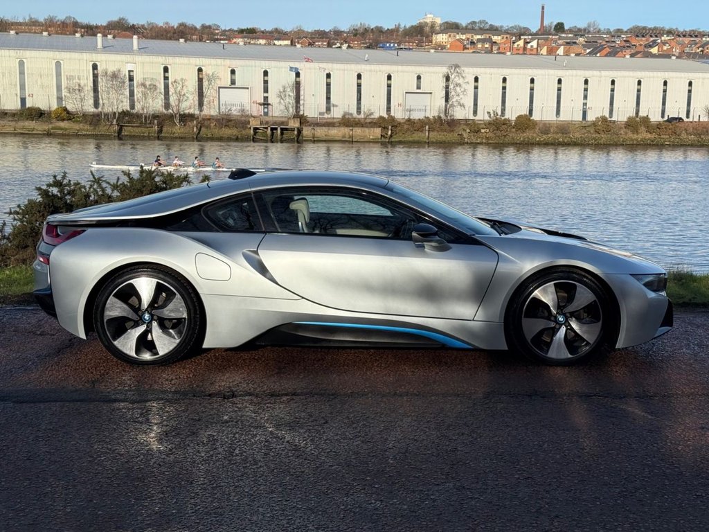 Used BMW i8 2015 for sale - 77558137: Photo 3