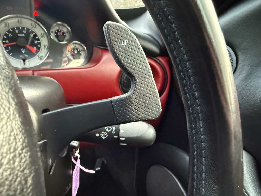 Used Maserati Spyder 2002 for sale - 77139388: Photo 17