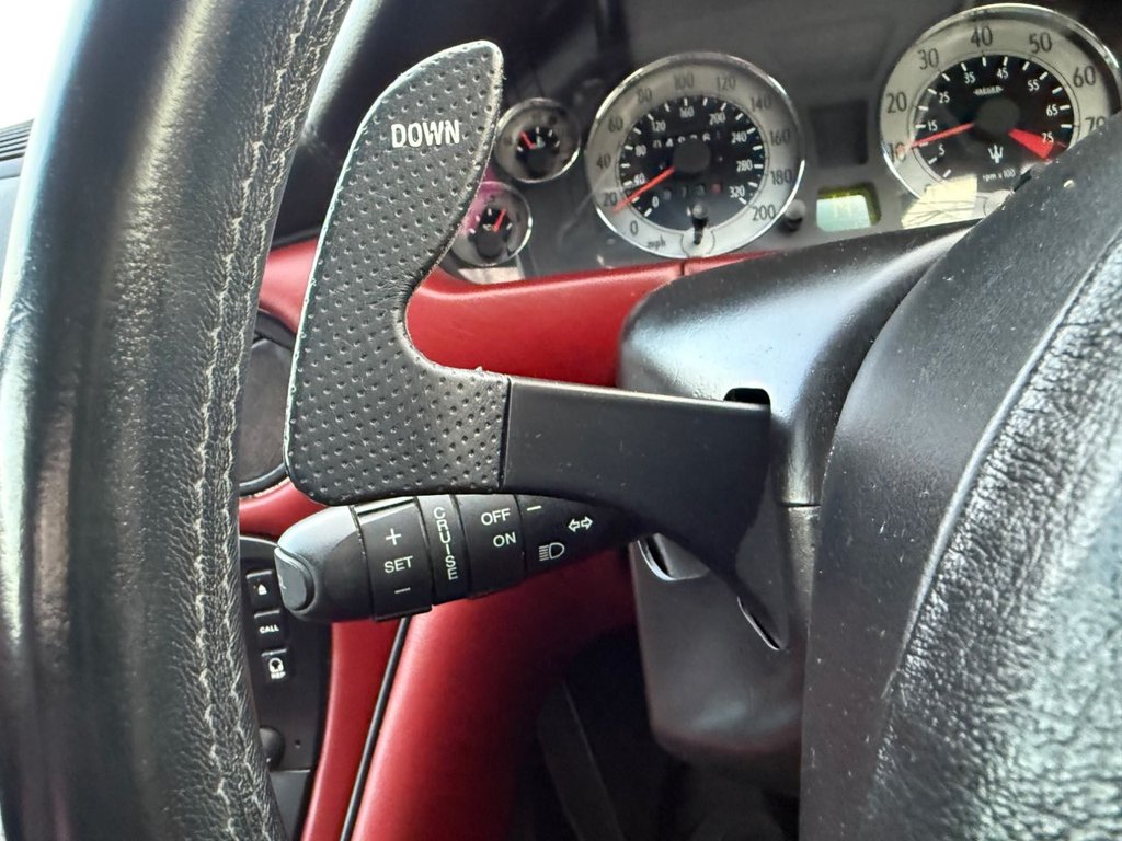 Used Maserati Spyder 2002 for sale - 77139388: Photo 18