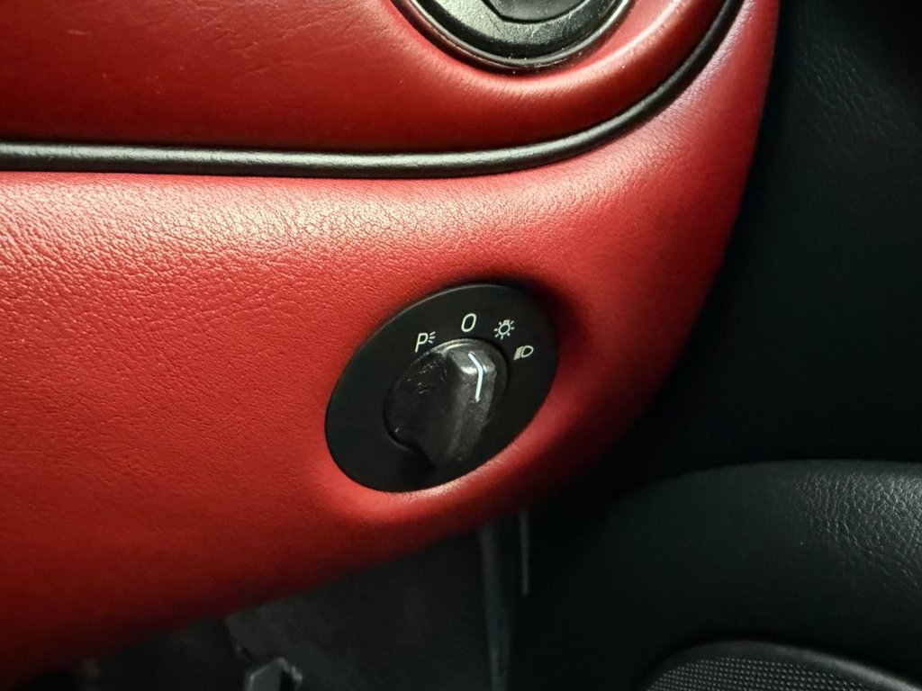 Used Maserati Spyder 2002 for sale - 77139388: Photo 19