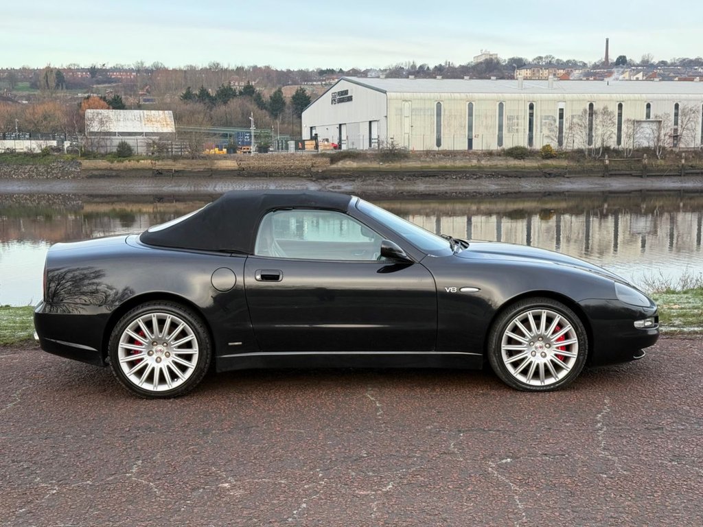 Used Maserati Spyder 2002 for sale - 77139388: Photo 3