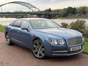2016 (66) - 6.0 W12 Saloon 4dr Petrol Auto 4WD Euro 6 (625 ps)