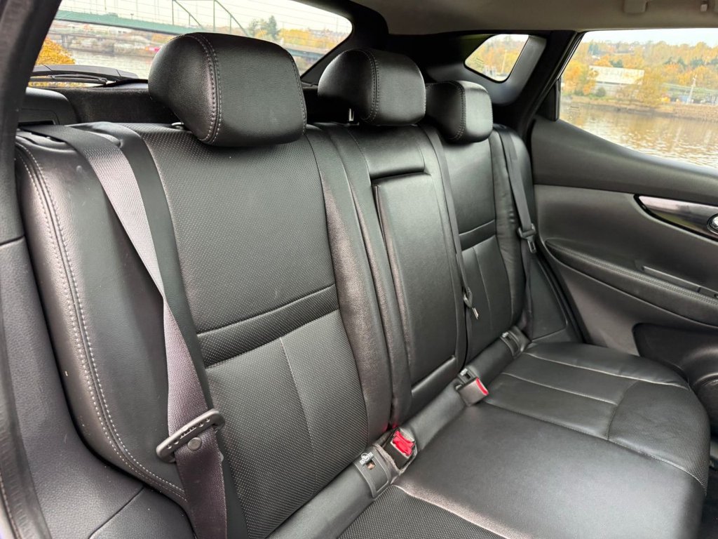 Used Nissan Qashqai 2015 for sale - 76496245: Photo 12