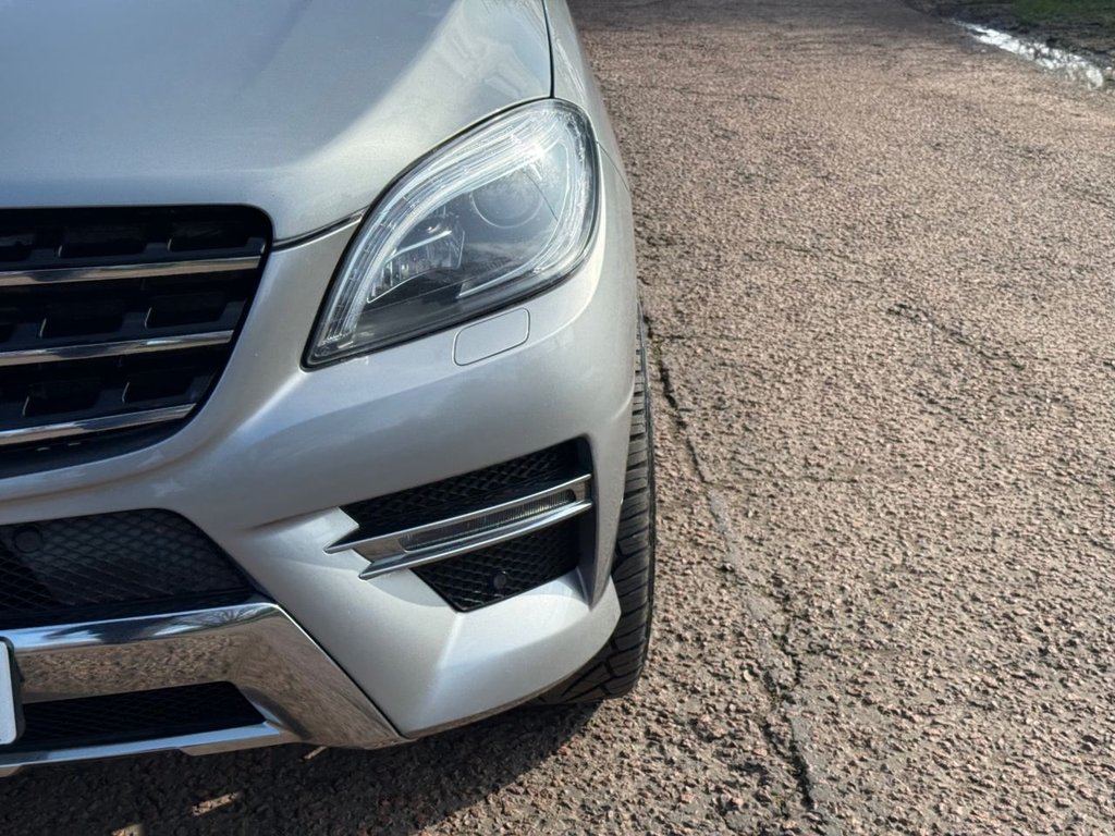 Used Mercedes-Benz M Class 2015 for sale - 77798235: Photo 32