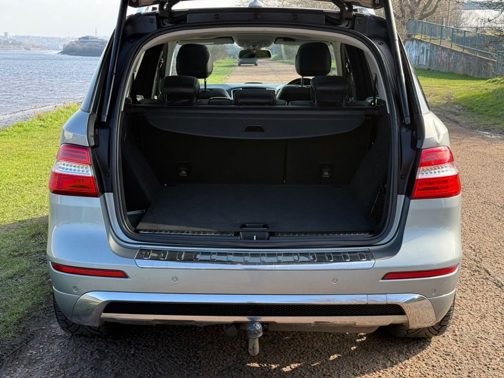 Used Mercedes-Benz M Class 2015 for sale - 77798235: Photo 6