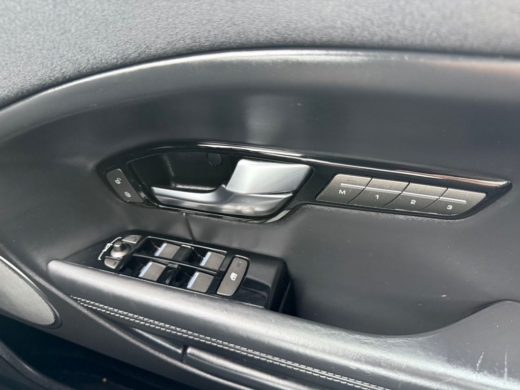 Used Land Rover Range Rover Evoque 2018 for sale - 77620946: Photo 24