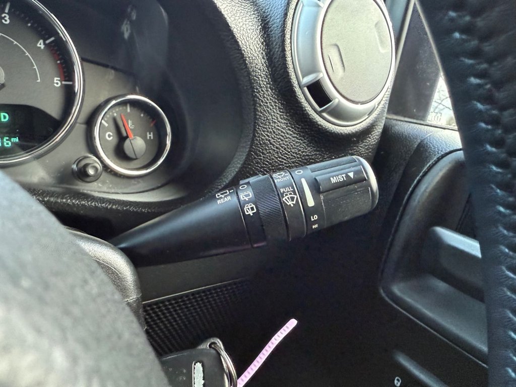 Used Jeep Wrangler 2015 for sale - 77681161: Photo 23