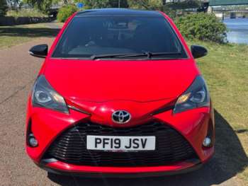 Used Toyota Yaris 2019 for sale - 74998667: Photo