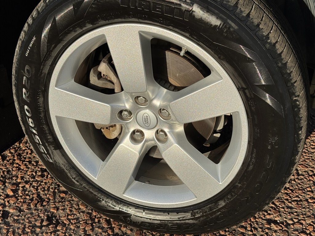 Used Land Rover Defender 2021 for sale - 76717216: Photo 13