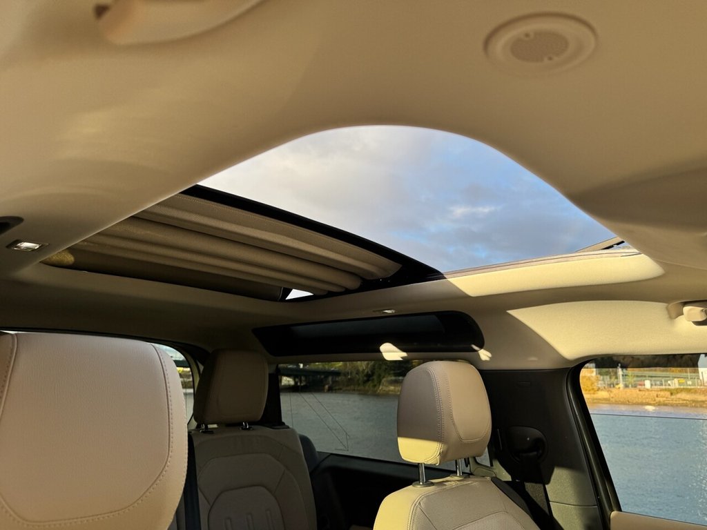 Used Land Rover Defender 2021 for sale - 76717216: Photo 15