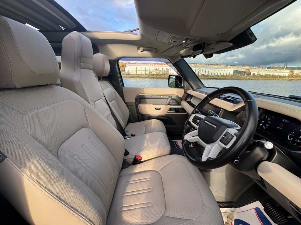 Used Land Rover Defender 2021 for sale - 76717216: Photo 19