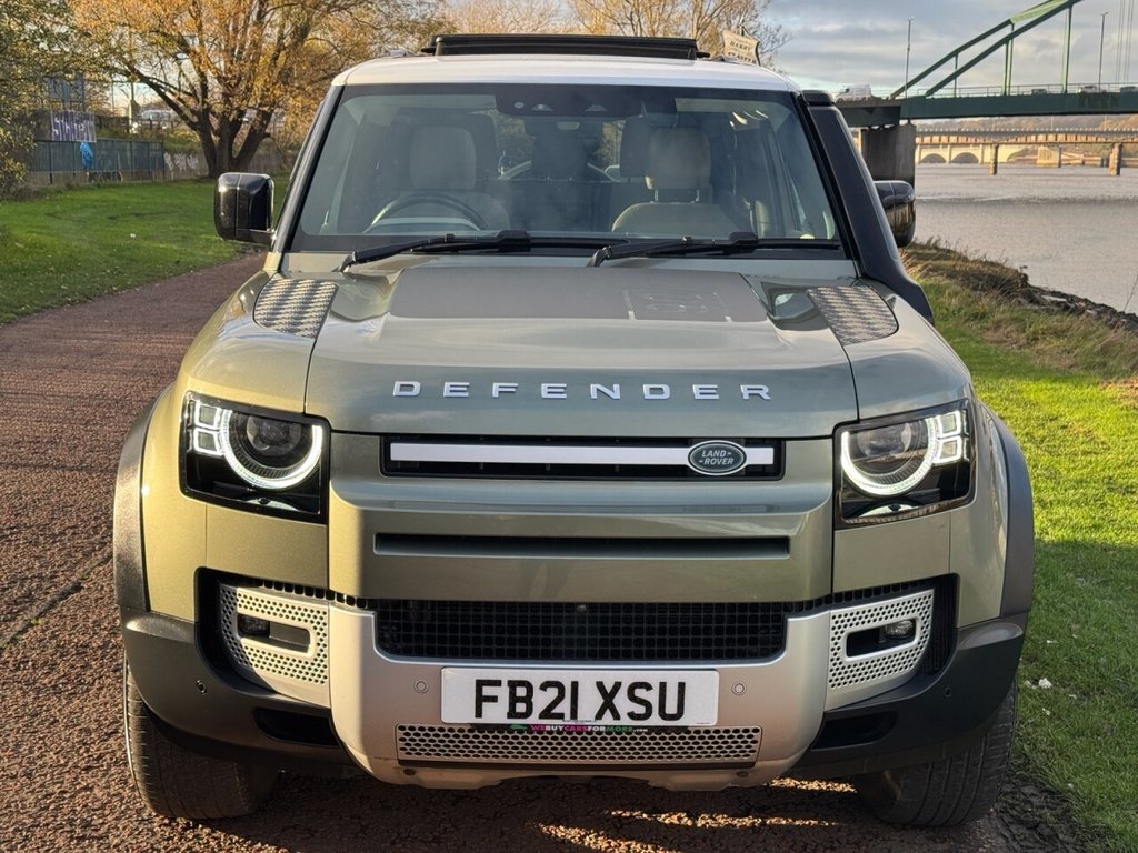 Used Land Rover Defender 2021 for sale - 76717216: Photo 2