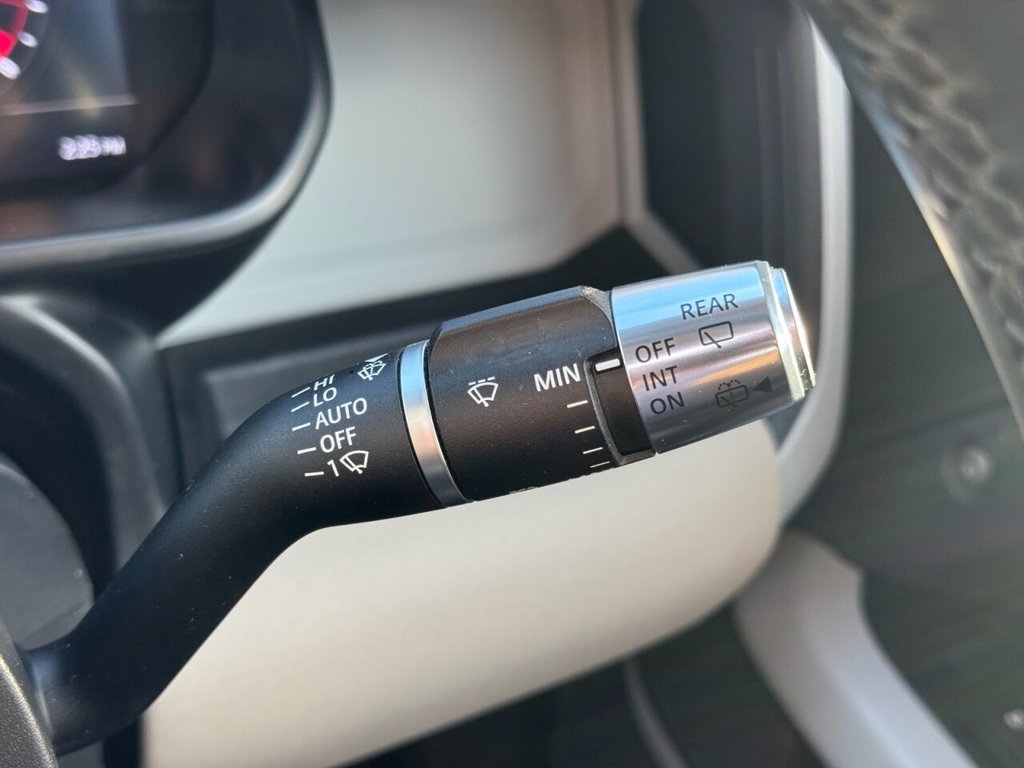 Used Land Rover Defender 2021 for sale - 76717216: Photo 23