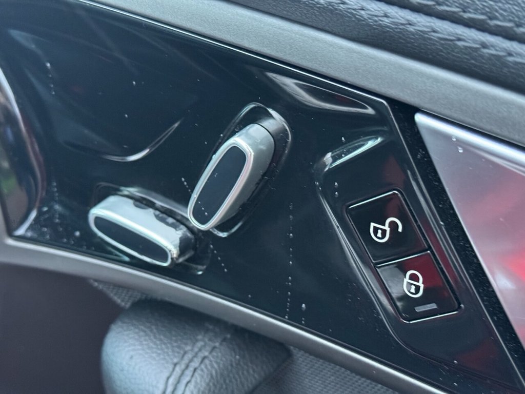 Used Jaguar F-Type 2013 for sale - 76686069: Photo 12