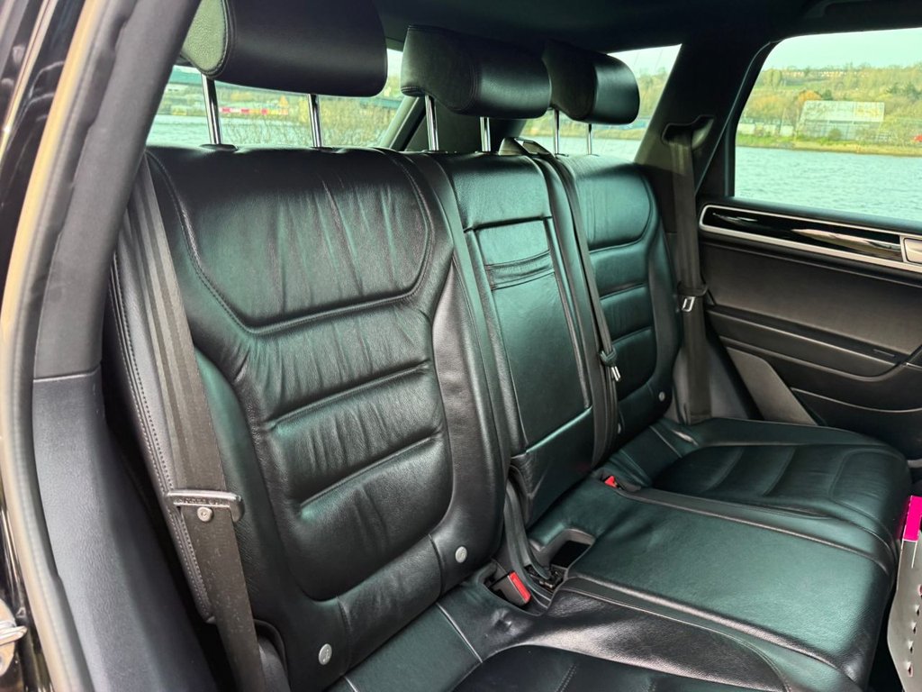 Used Volkswagen Touareg 2017 for sale - 77952721: Photo 12