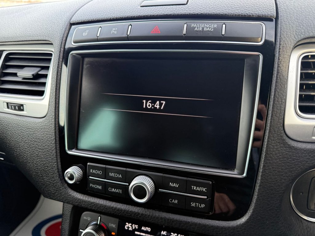 Used Volkswagen Touareg 2017 for sale - 77952721: Photo 17